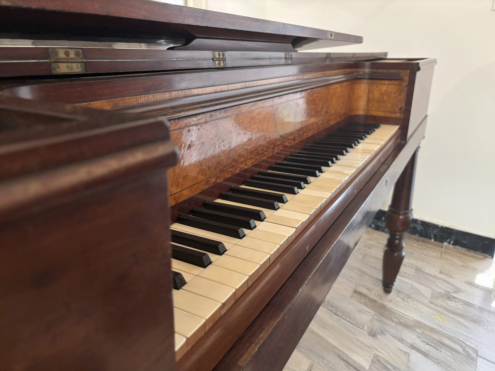 Détail du clavier du piano Pape de 1829